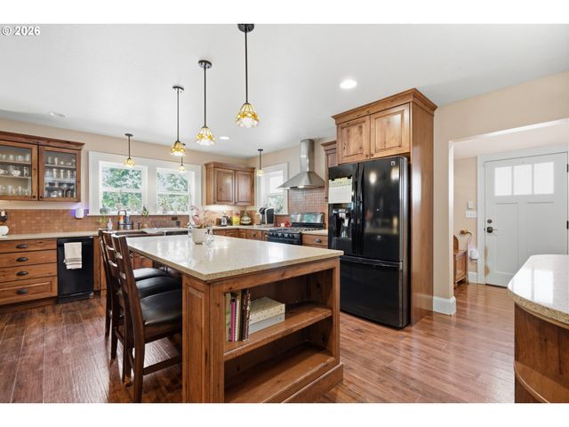5330 Sw RIVER Rd, Hillsboro, OR 97123