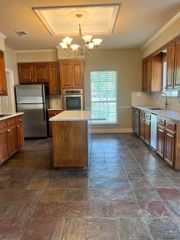 5638 Riverbend Blvd, Baton Rouge, LA 70820