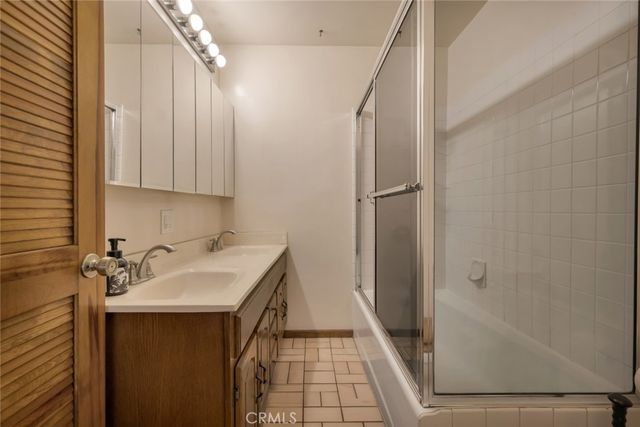 357 Vine Street, Glendale, CA 91204