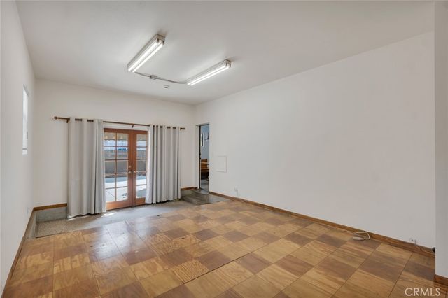 357 Vine Street, Glendale, CA 91204