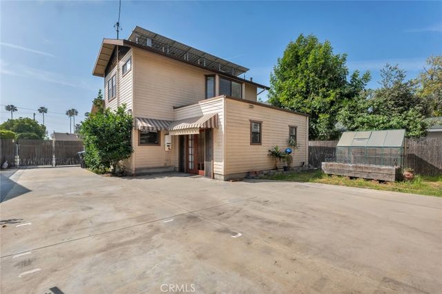 357 Vine Street, Glendale, CA 91204