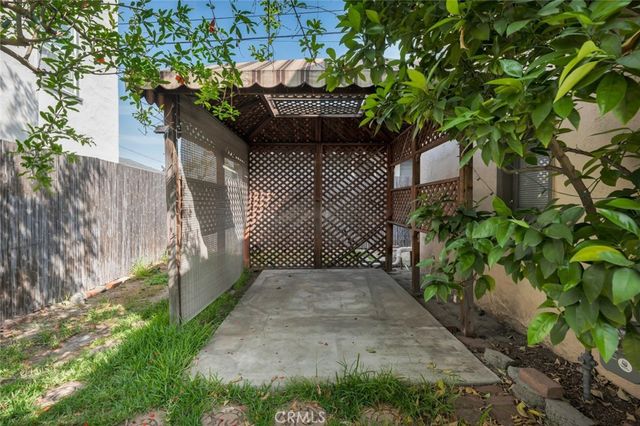 357 Vine Street, Glendale, CA 91204