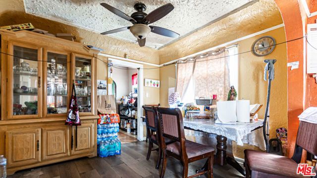 853 E 112th Street, Los Angeles, CA 90059