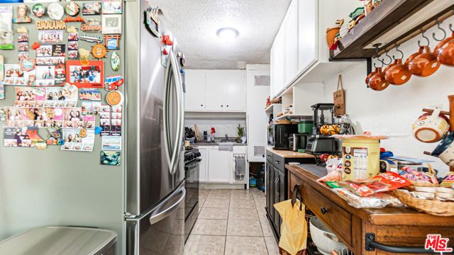 853 E 112th Street, Los Angeles, CA 90059