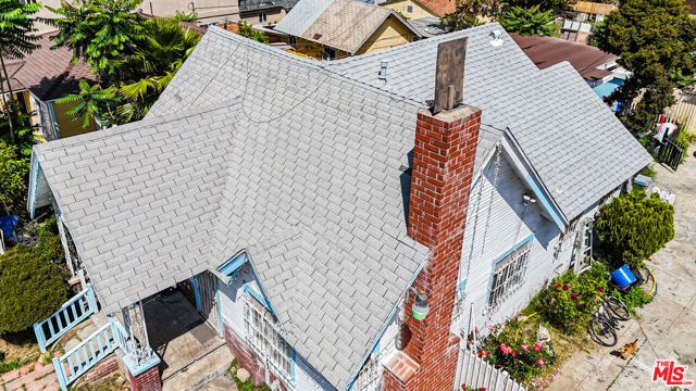 853 E 112th Street, Los Angeles, CA 90059