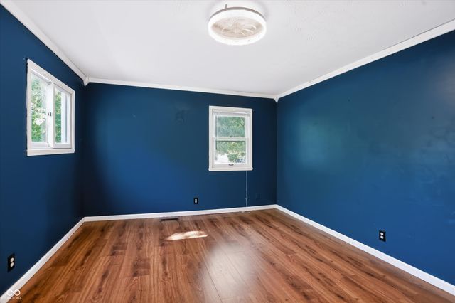 60 Waterford Court, Zionsville, IN 46077