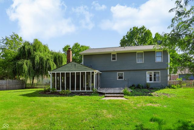60 Waterford Court, Zionsville, IN 46077