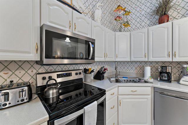 1801 S Us Highway 1 9d, Jupiter, FL 33477