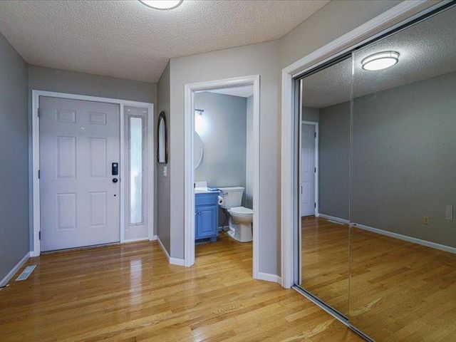 1491 Summit Shores Drive, Burnsville, MN 55306
