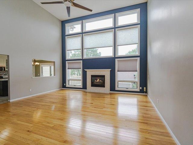 1491 Summit Shores Drive, Burnsville, MN 55306