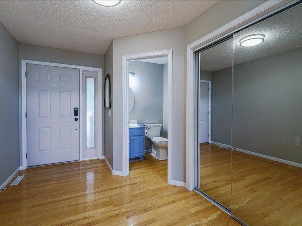 1491 Summit Shores Drive, Burnsville, MN 55306 — photo 4