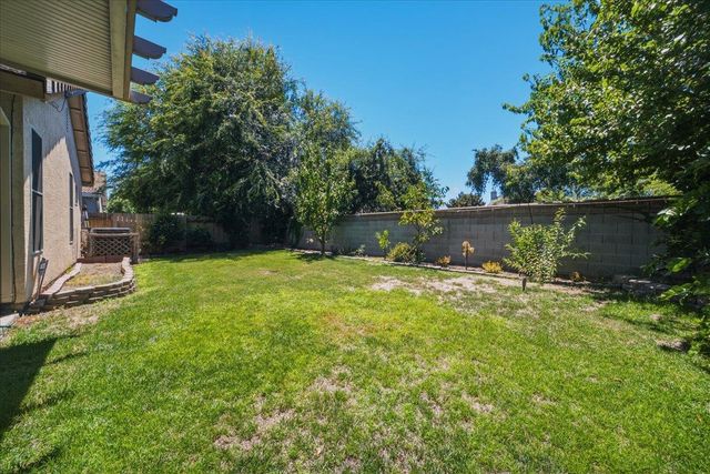 2016 San Esteban Cir, Roseville, CA 95747