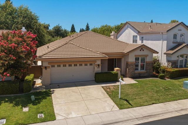 2016 San Esteban Cir, Roseville, CA 95747