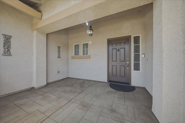 2016 San Esteban Cir, Roseville, CA 95747