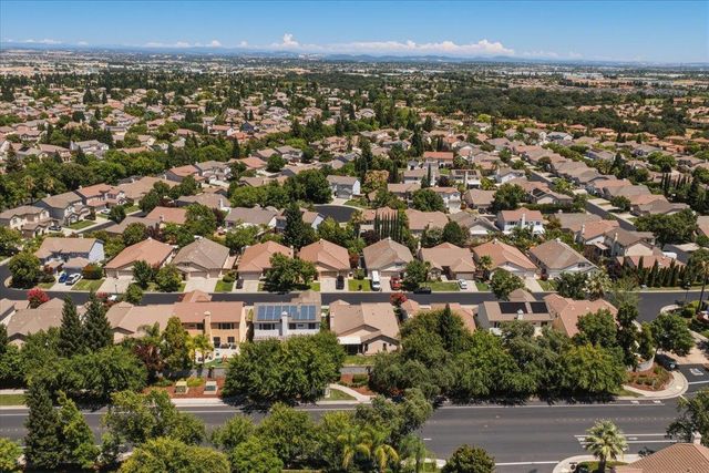 2016 San Esteban Cir, Roseville, CA 95747