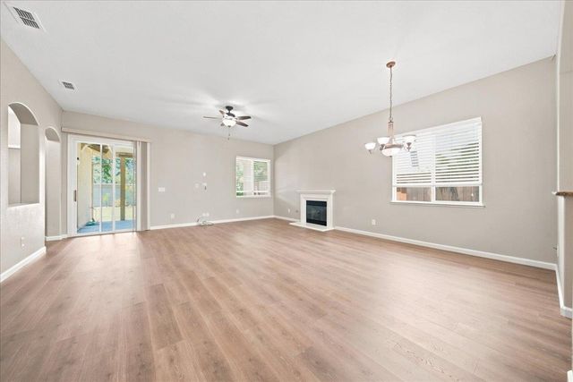 2016 San Esteban Cir, Roseville, CA 95747