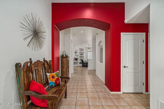 7446 E Placita Luz De La Luna, Tucson, AZ 85715