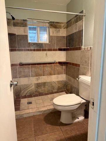 1202 Clyde ST, San Marcos, TX 78666