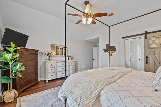 1009 Sable Drive, Friendswood, TX 77546