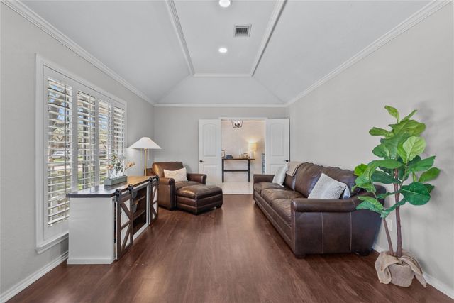 1009 Sable Drive, Friendswood, TX 77546