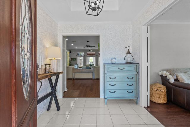 1009 Sable Drive, Friendswood, TX 77546