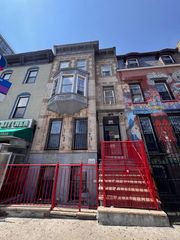 48 4TH Avenue, New York City, NY 11217