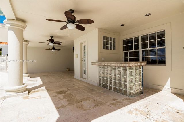 1400 Stillwater Dr, Miami Beach, FL 33141