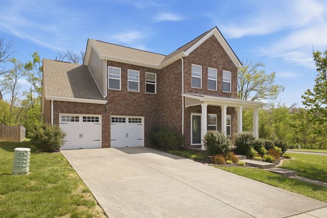 166 Lightwood Dr, Antioch, TN 37013