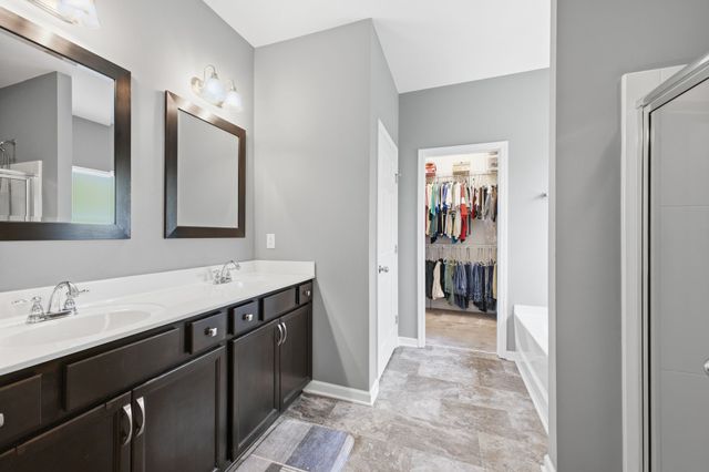 166 Lightwood Dr, Antioch, TN 37013