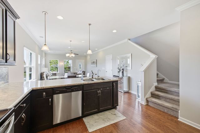 166 Lightwood Dr, Antioch, TN 37013