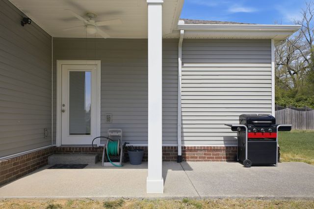 166 Lightwood Dr, Antioch, TN 37013