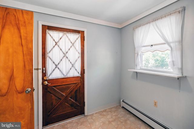 218 LINWOOD AVE, Ardmore, PA 19003