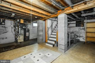 218 LINWOOD AVE, Ardmore, PA 19003