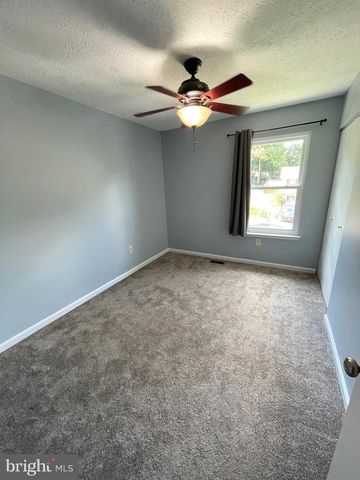 18215 LINTON CT, Dumfries, VA 22026