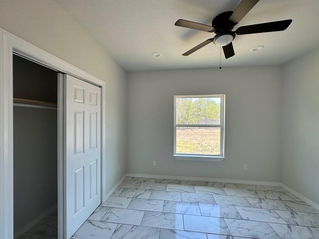 501 Maple ST, Taylor, TX 76574