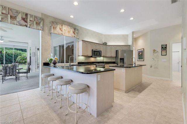 12820 Silverthorn CT, Bonita Springs, FL 34135