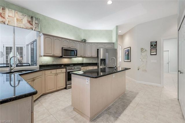 12820 Silverthorn CT, Bonita Springs, FL 34135