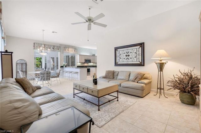 12820 Silverthorn CT, Bonita Springs, FL 34135