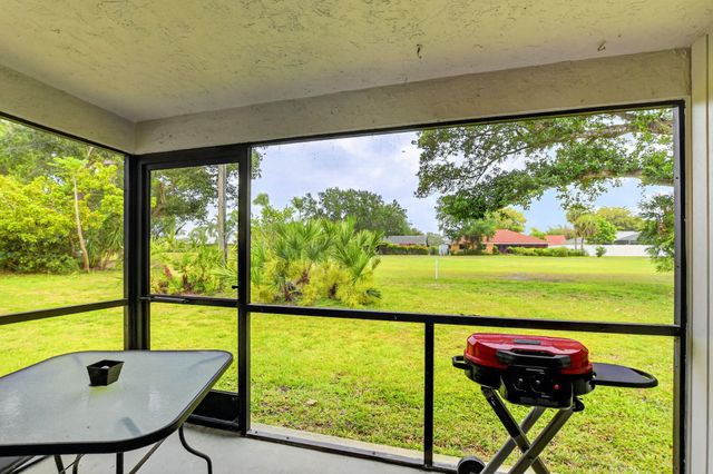 3693 Arelia Drive N, Delray Beach, FL 33445