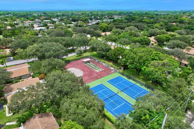3693 Arelia Drive N, Delray Beach, FL 33445