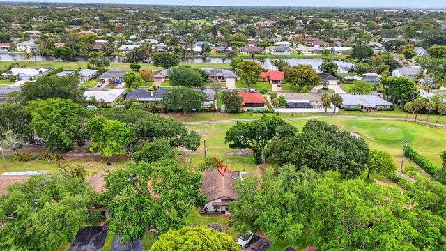 3693 Arelia Drive N, Delray Beach, FL 33445