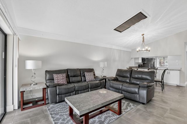 3693 Arelia Drive N, Delray Beach, FL 33445