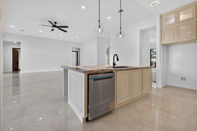 7348 Love Road, Fulshear, TX 77441