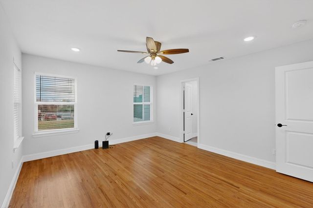2534 Millermore Street, Dallas, TX 75216