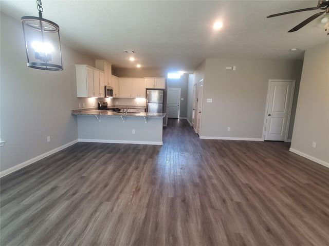 1176 Road 5102, Cleveland, TX 77327