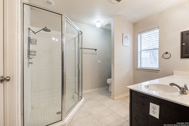 10227 coyote hl, Converse, TX 78109