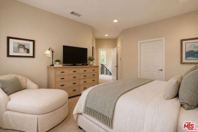 13023 Bluff Creek Drive 29, Los Angeles, CA 90094