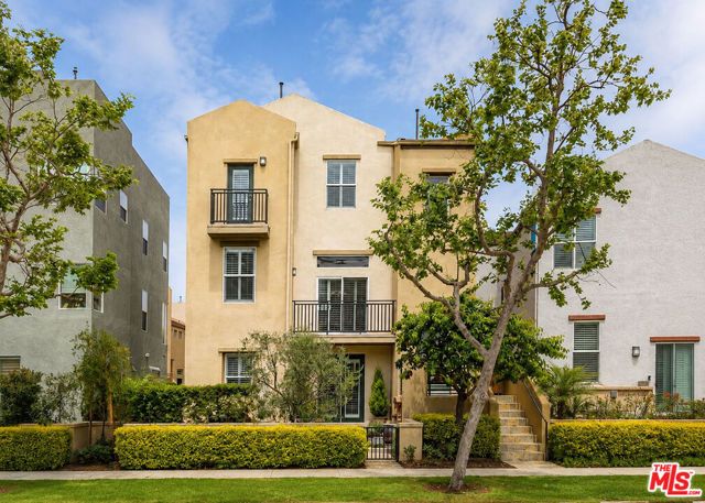 13023 Bluff Creek Drive 29, Los Angeles, CA 90094