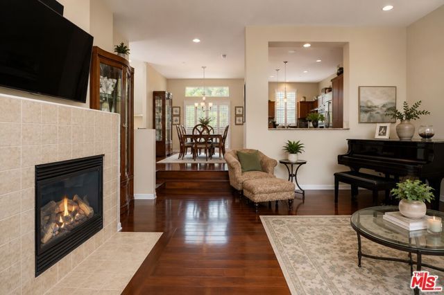 13023 Bluff Creek Drive 29, Los Angeles, CA 90094