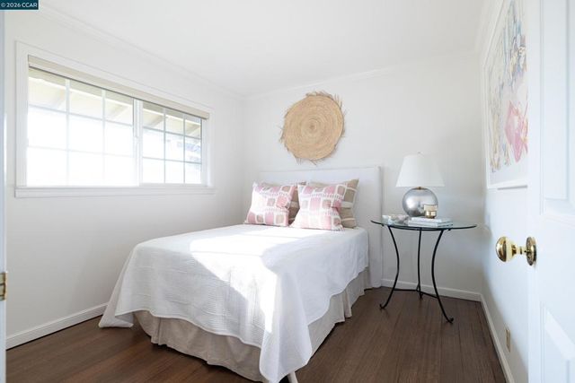 902 Kane Cir, Walnut Creek, CA 94598